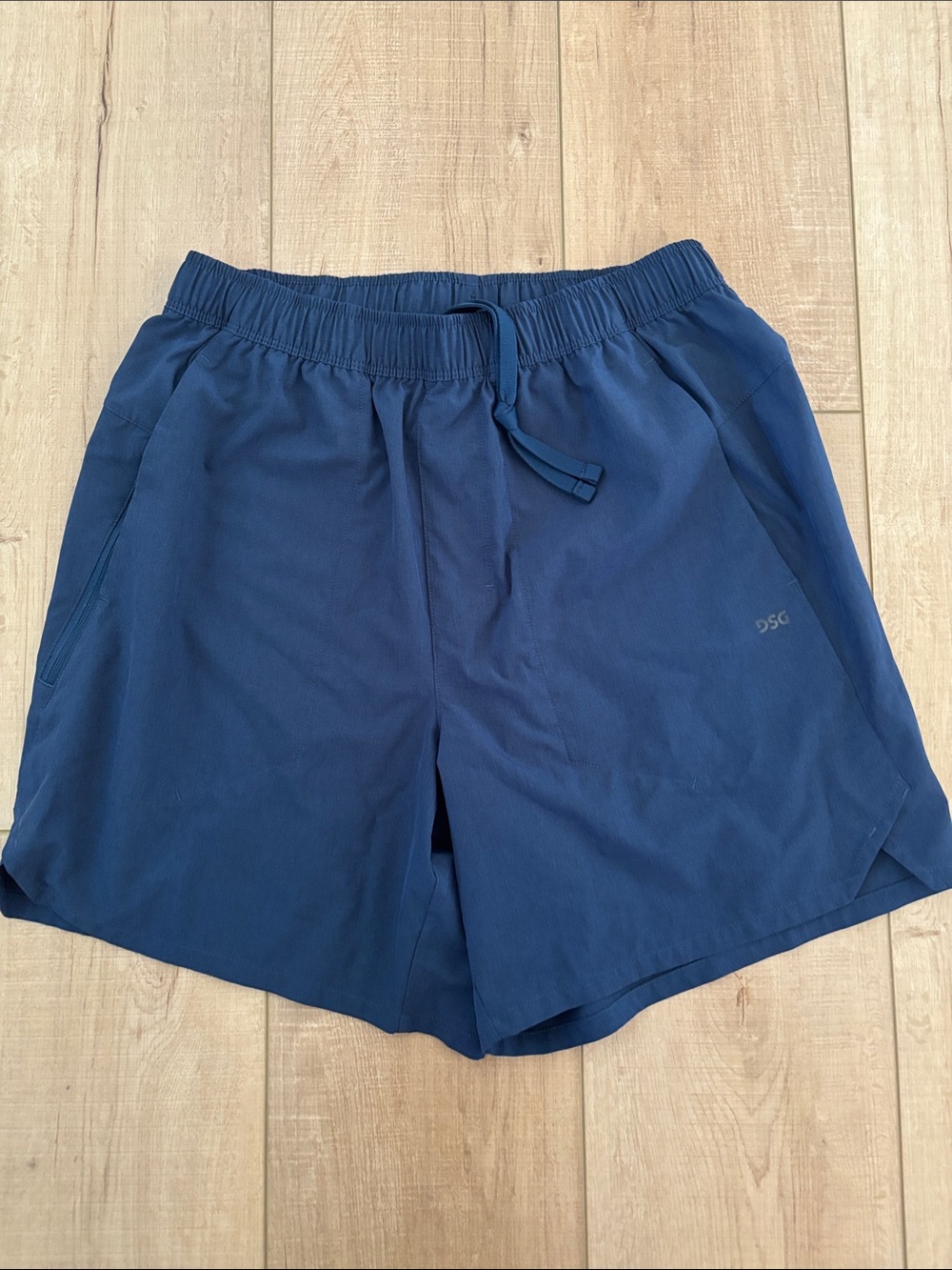 Lot of 4 DSG men’s small shorts - Picture 2 of 6